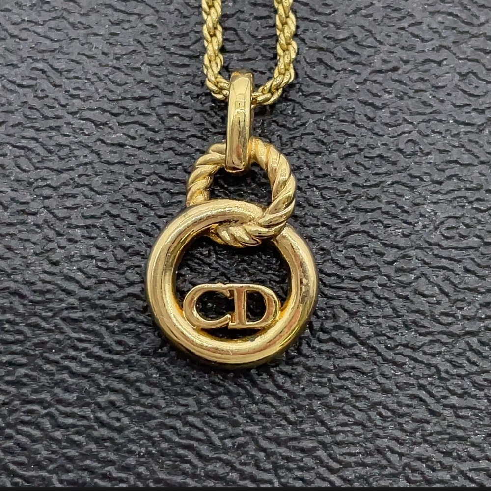 Dior CD Logo Pendant necklace - Picture 5 of 8